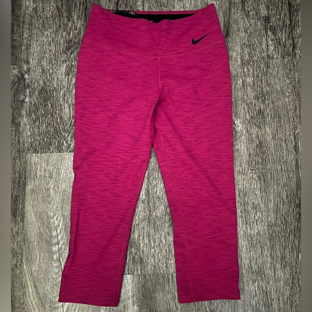 Nike Dri fit Capri leggings